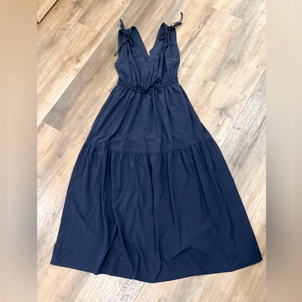 NWOT Womens Calvin Klein V-Neck Tiered Skirt A-Line Dress Size 10